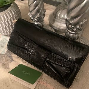 Kate Spade ♠️ Patent Black and Ivory Leather Button Wallet